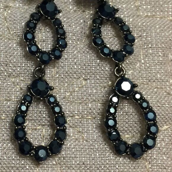 Cache earrings - Picture 6 of 6